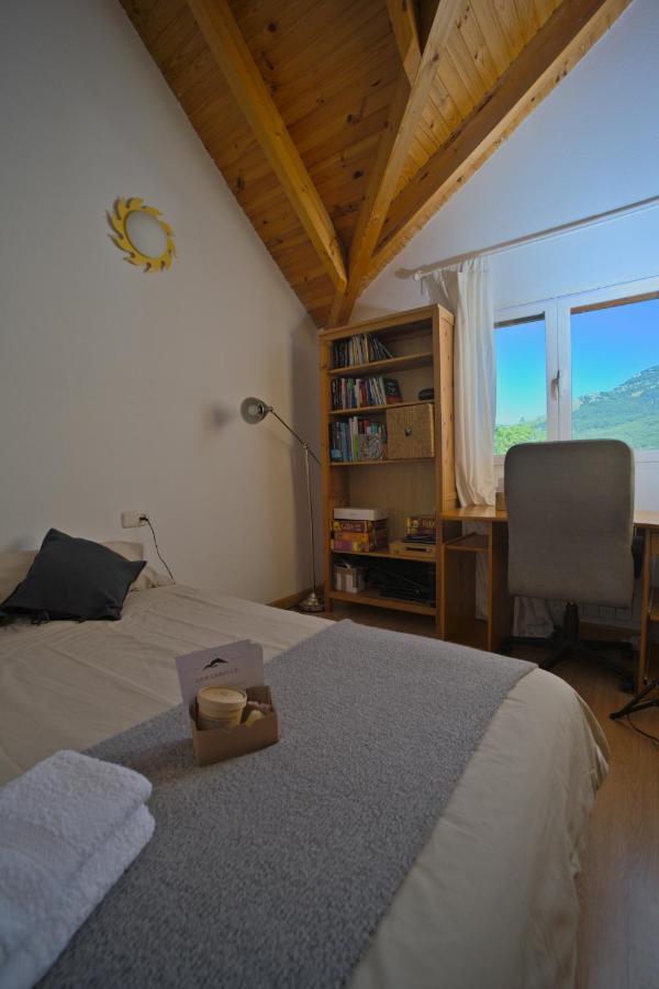 Casa Con Jardin, 4 Habitaciones Y Mucho Encanto En Cercedilla Buitenkant foto